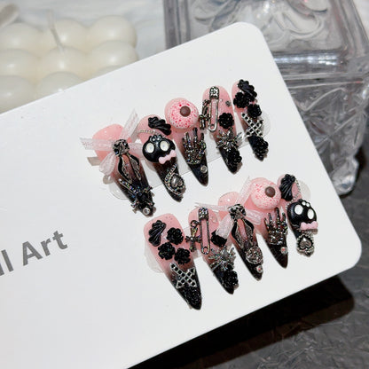 Gothic-Themen dekoratives Press-On-Nagelkunstset