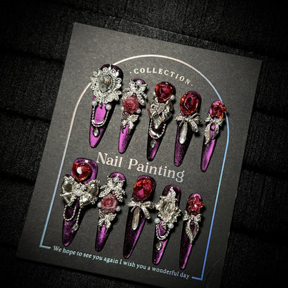 Elegantes mit Strass verziertes Press-On Nagelset