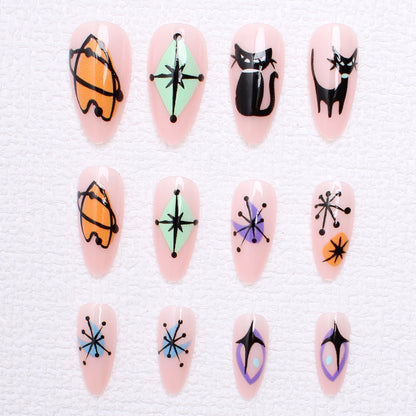 Kunstnagelset mit künstlerischen Halloween-Motiven Brehn