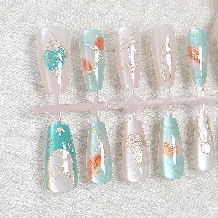 Aufwendiges Design Press-On Nagelset Brehn