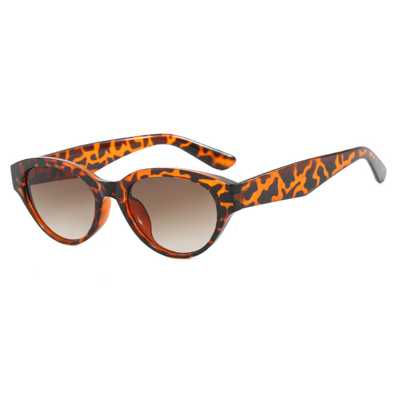 Damen Cat-Eye Sonnenbrille mit schützendem UV-Filter und elegantem Rahmen Brehn