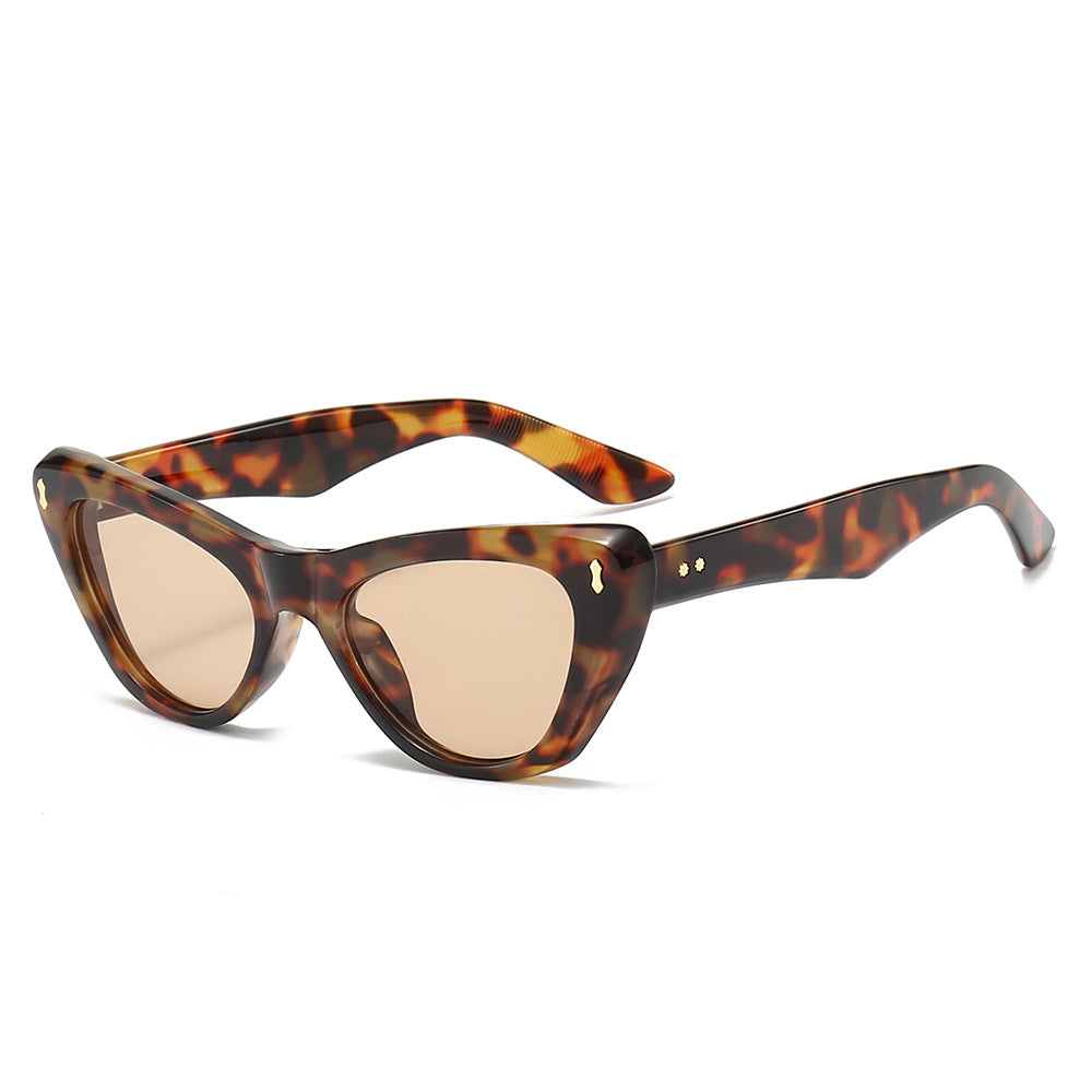 Damen Cat-Eye Sonnenbrille mit eleganten akzentuierten Rahmen Brehn