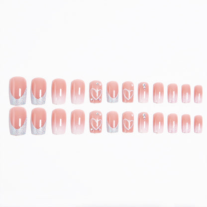Kunstnagelset mit funkelnden Herz- und Glitzermotiven Brehn