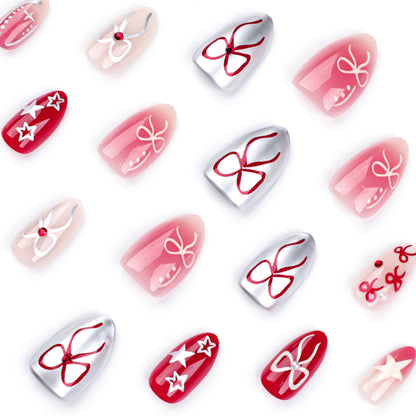 Kunstvolle Nagelverlängerungen mit festlichem Design Brehn