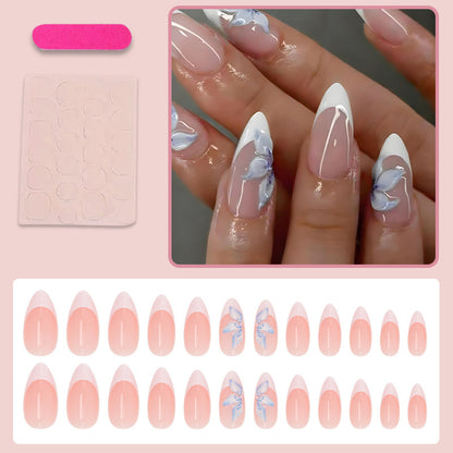 Kunstnagelset mit eleganten, blauen Blütenmotiven Brehn