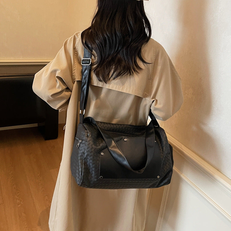 Elegante Sport-Duffel-Tasche mit Gewebtem Design und Abnehmbarem Schultergurt Brehn