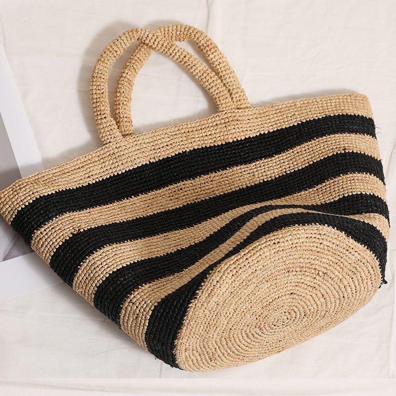 Geflochtene Strandtasche mit Modernem Streifenmuster Brehn