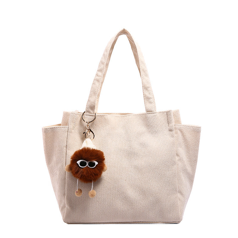 Texturierte Cordura-Tote-Tasche mit niedlichem Plüsch-Anhänger