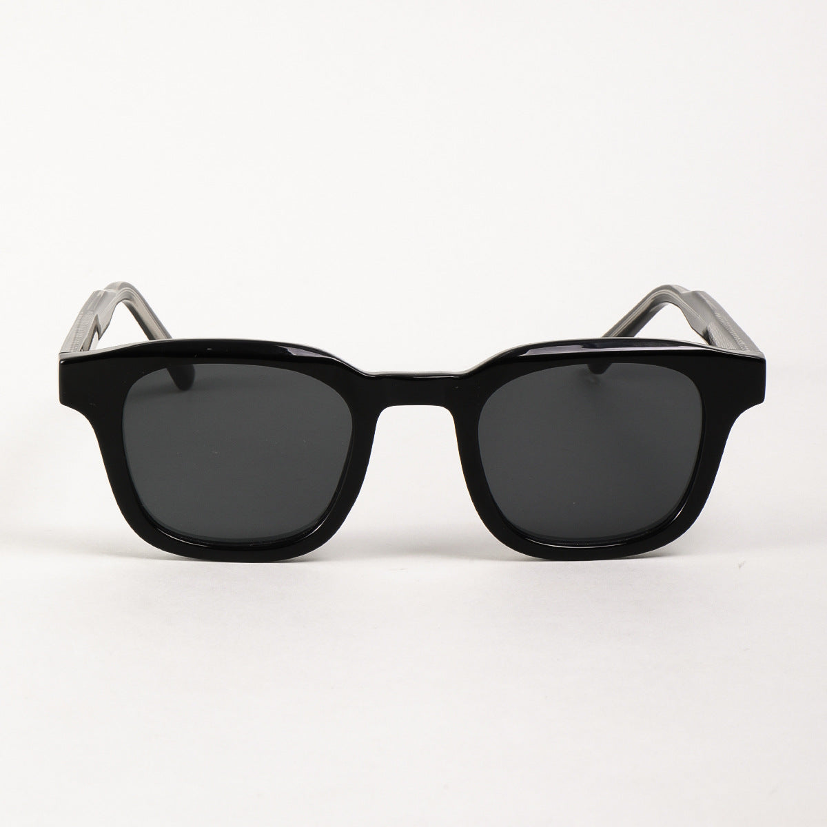 Damen Sonnenbrille im markanten minimalistischen Stil Brehn