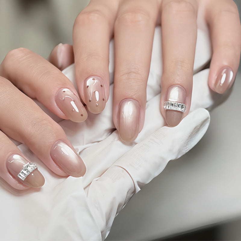 Elegantes Nageldesign-Set Brehn