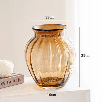 Mouthblown gerippte rauchige Glaslampen-Vase mit schmalem Hals Brehn