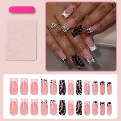 Kunstnagelset mit modernen animalischen Designs Brehn
