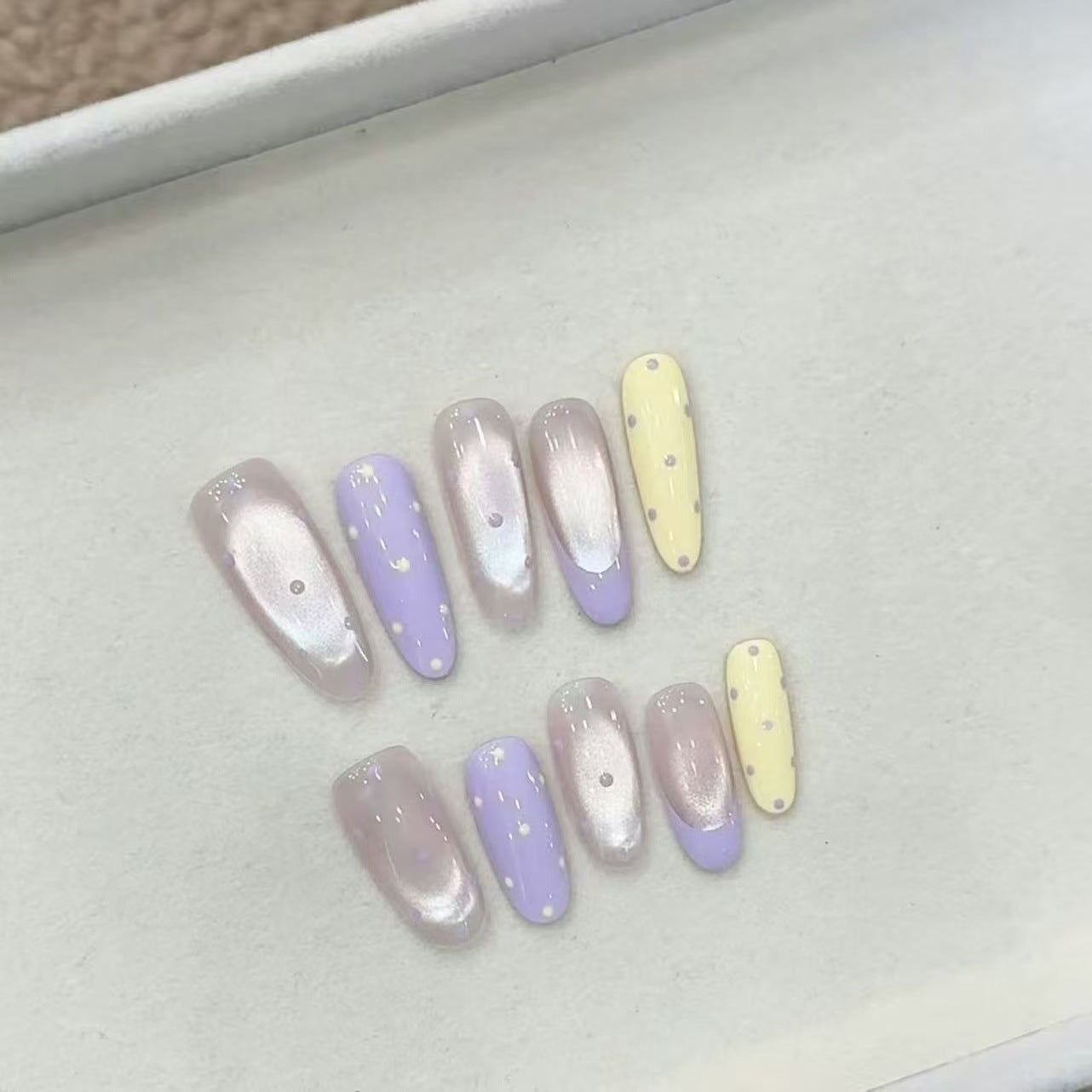 Elegantes Press-On-Nageldesign-Set Brehn
