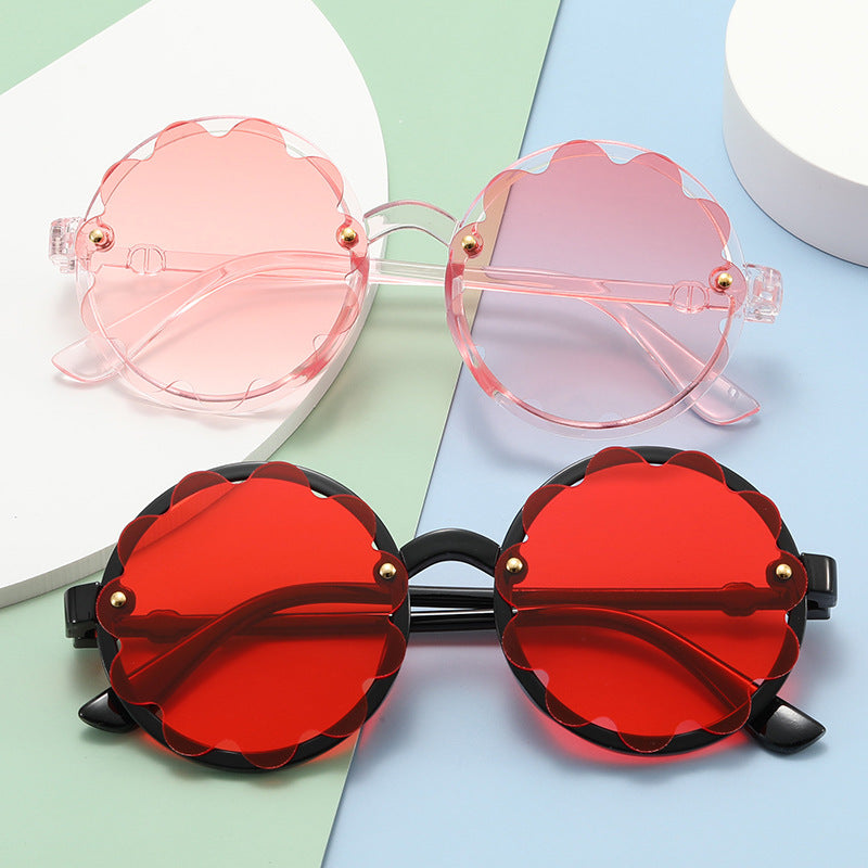 Damen verspielte Sonnenbrille mit floralem Design Brehn