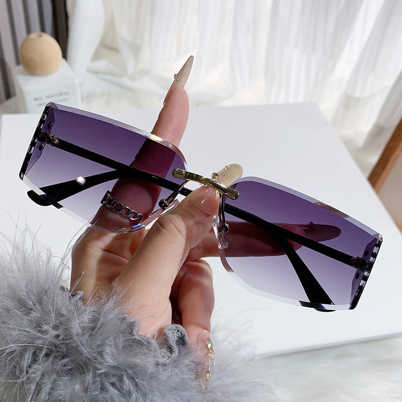 Damen elegante Sonnenbrille mit hochwertigem geometrischem Design Brehn