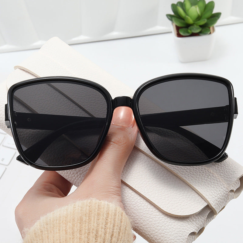 Damen elegante Oversized-Sonnenbrille im modernen Design Brehn