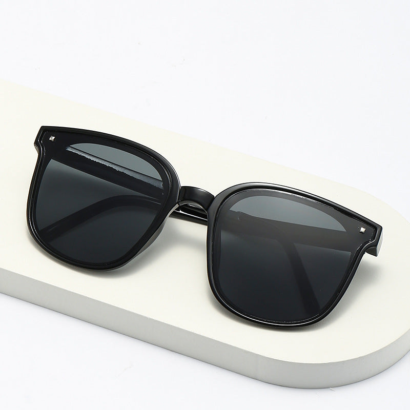 Damen klassische Sonnenbrille im stilvollen Design Brehn