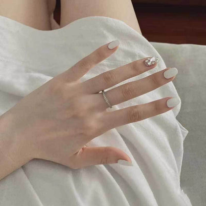 Elegantes Press-On Nagelset mit Strassakzent