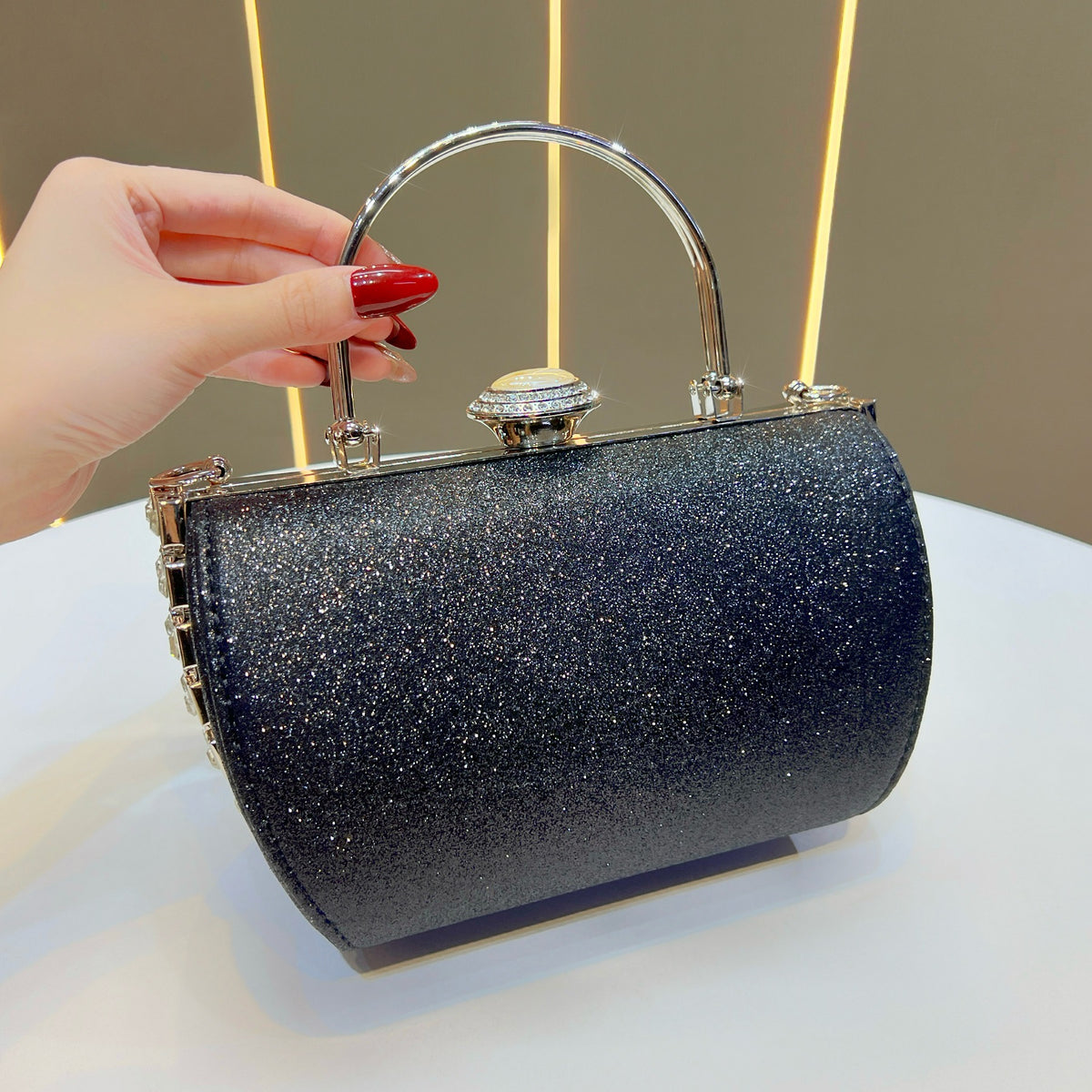 Glitzernde Abendhandtasche