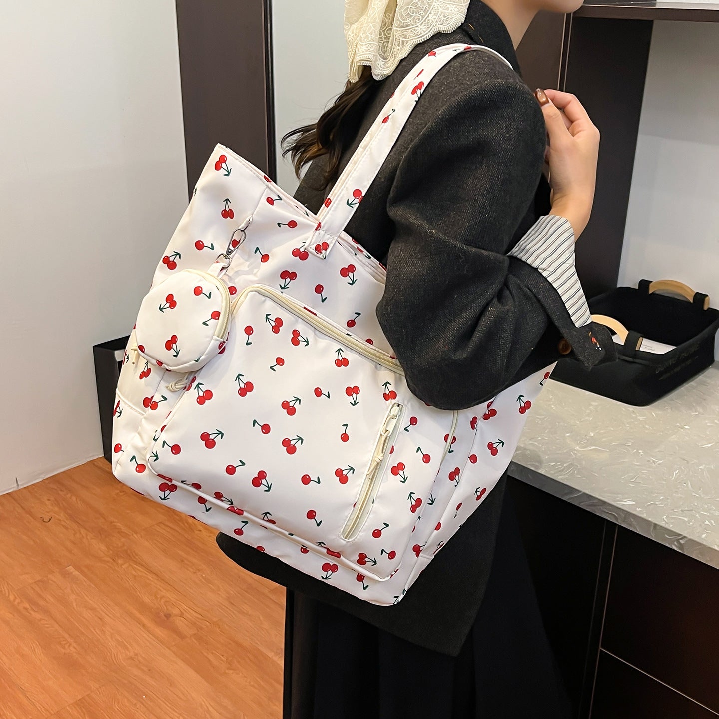 Funktionale Floral Print Tote Bag Brehn