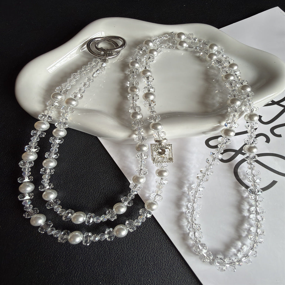 Eleganter Perlen- und Kristall-Brillenhalter Brehn