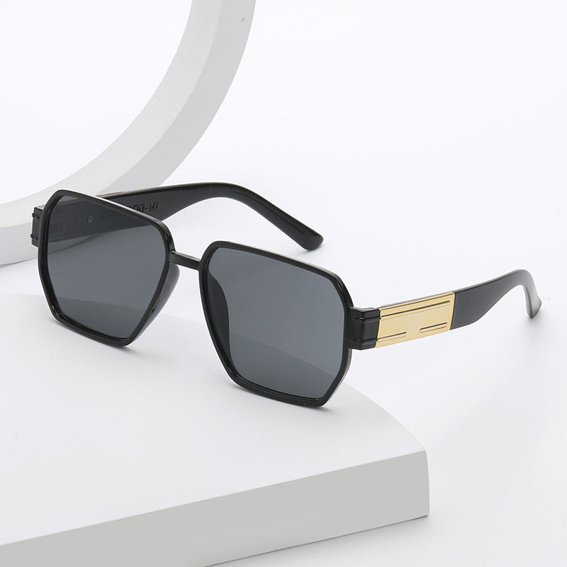 Damen moderne Oversized-Sonnenbrille mit asymmetrischem Rahmen Brehn