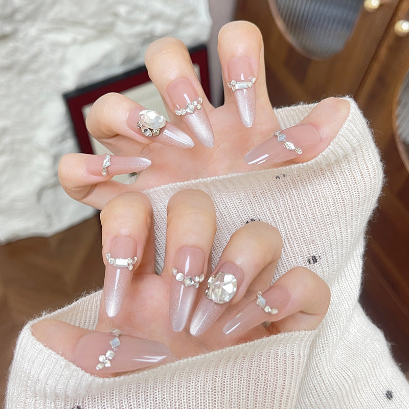 Premium Künstlerische Lange Stiletto-Nagelspitzen mit Aufwändigen Verzierungen Brehn