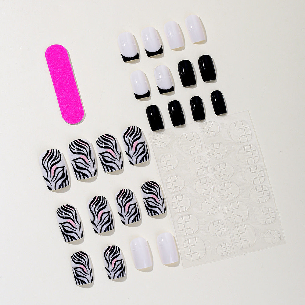 Stylische Zebra-Muster Acryl-Nagelkunst Brehn