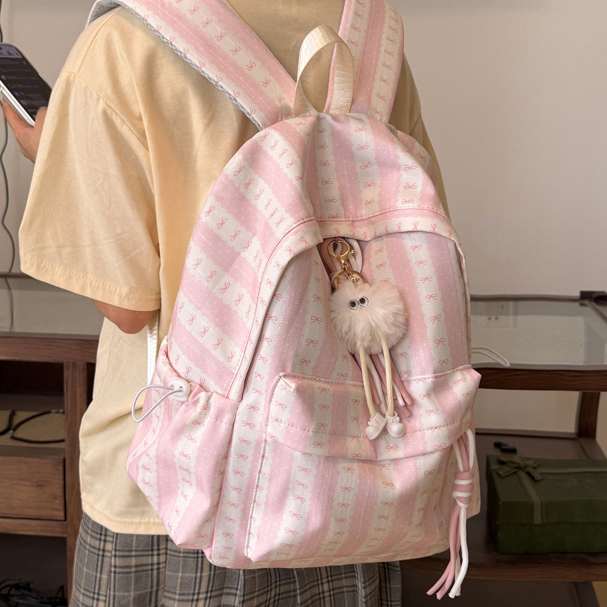 Verspielter gemusterter Schulrucksack Brehn