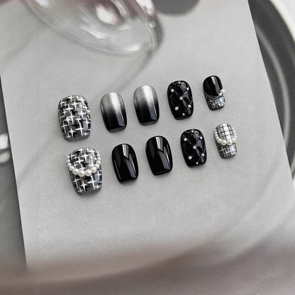 Dekorative Press-On Nagelkunst Kollektion mit Perlen- und Ombre-Akzenten