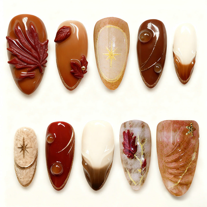 Kunstnagelset mit eleganten Blumen- und Glitzerakzenten Brehn