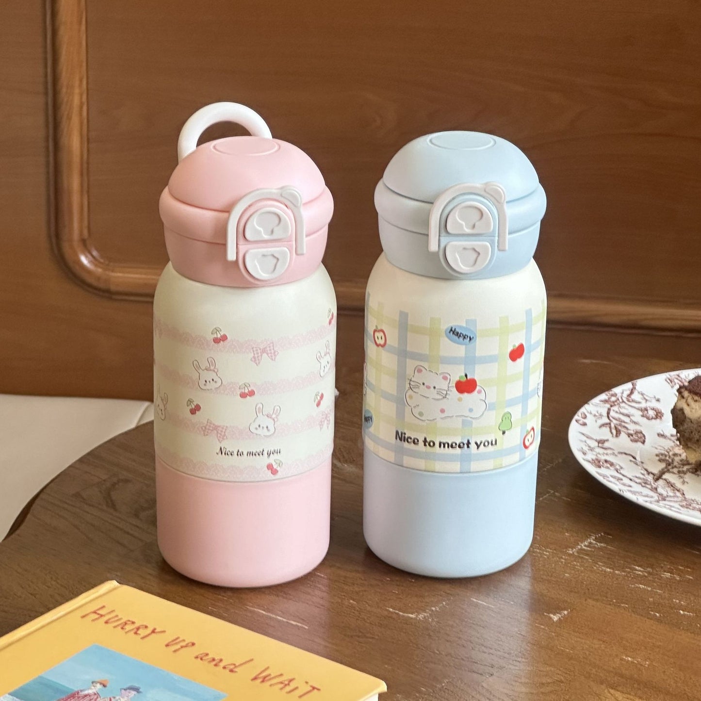 Damen Isoliertrinkflasche mit praktischem Klappverschluss und fröhlichem Design Brehn