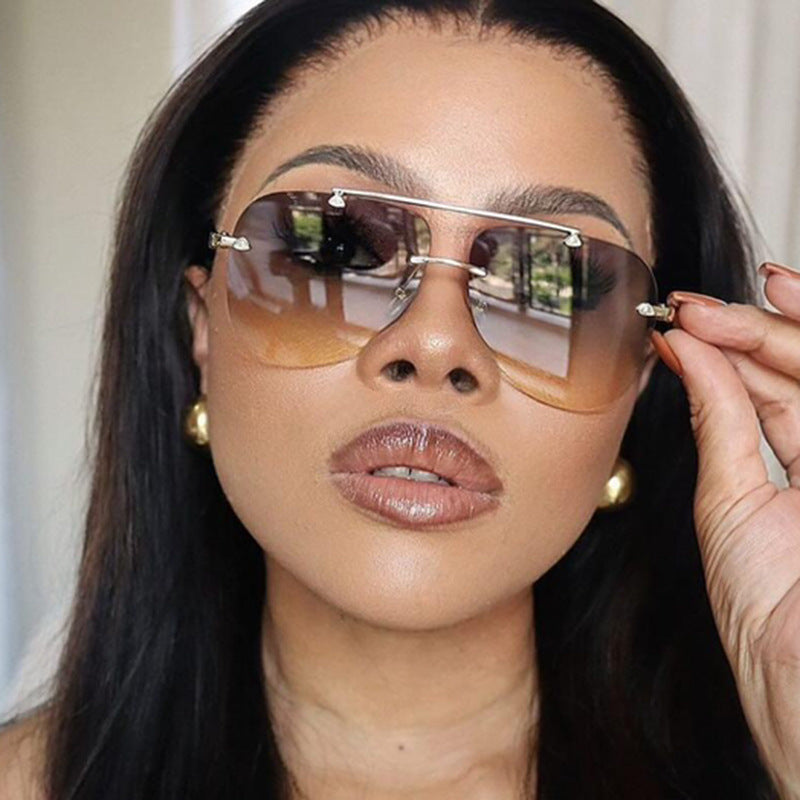 Damen elegante Piloten-Sonnenbrille mit UV-Schutz und reflektierenden Gläsern Brehn