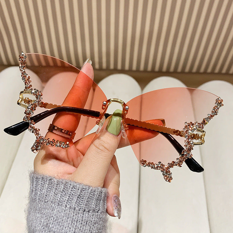Damen extravagante Cat-Eye Sonnenbrille mit funkelnden Strassverzierungen Brehn