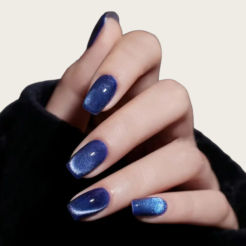 Kunstnagelset mit verschiedenen Designs Brehn