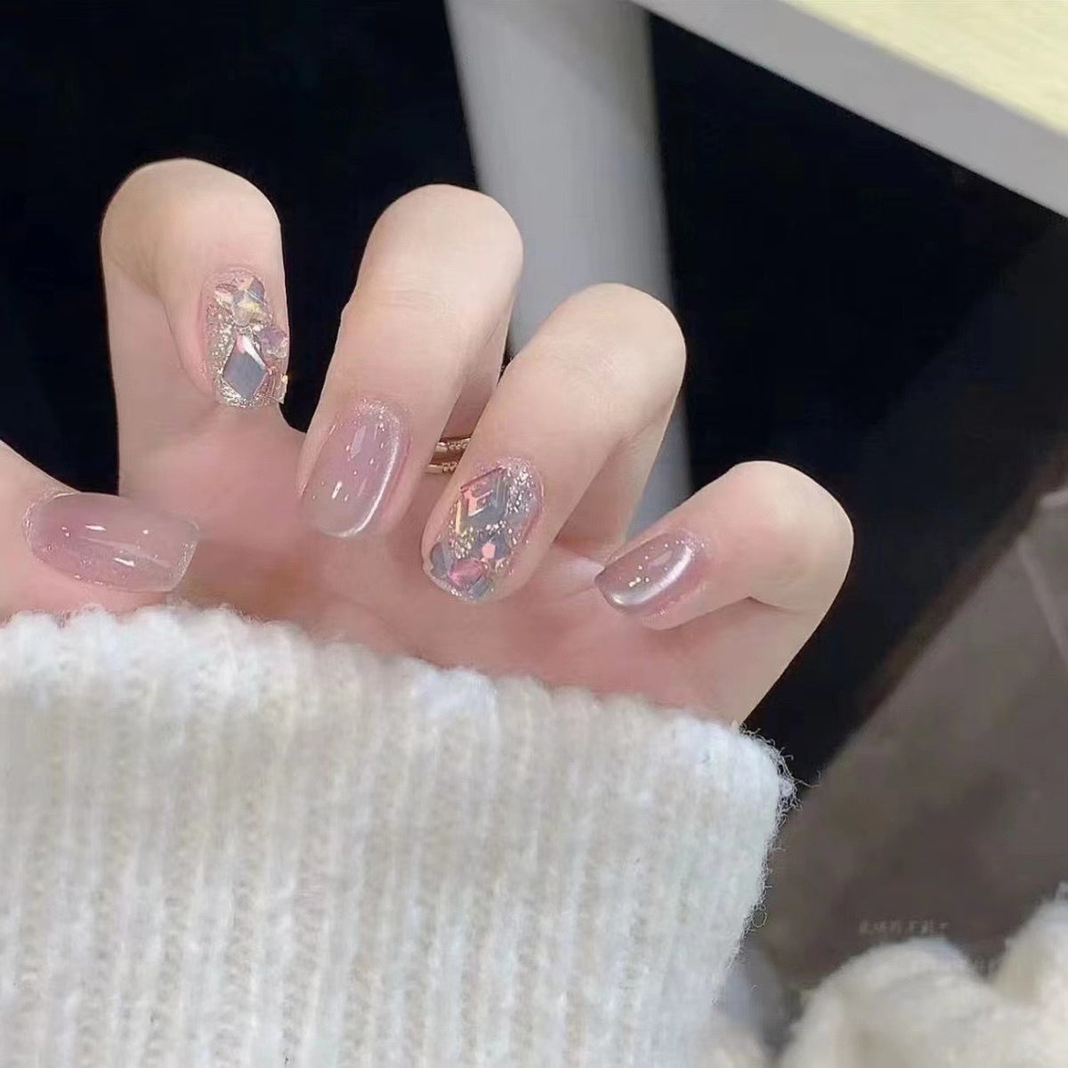 Glitzernde Nagelkunstset Brehn