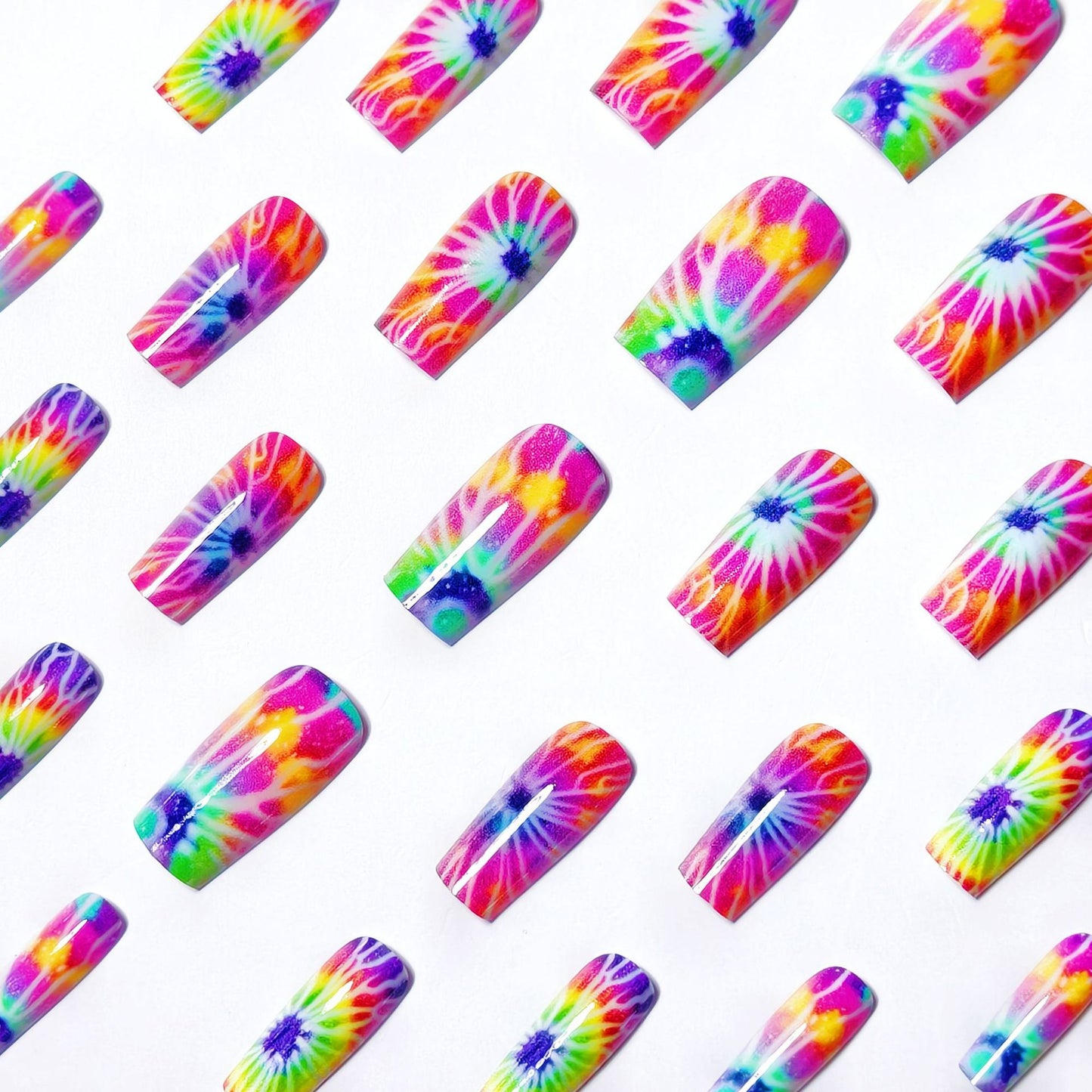 Kreative Nagelkunst Im Psychedelischen Design Brehn
