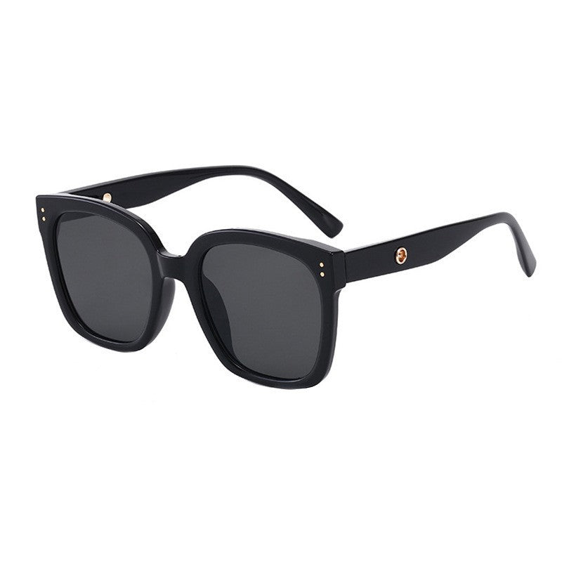Damen modische Sonnenbrille im trendigen Design Brehn