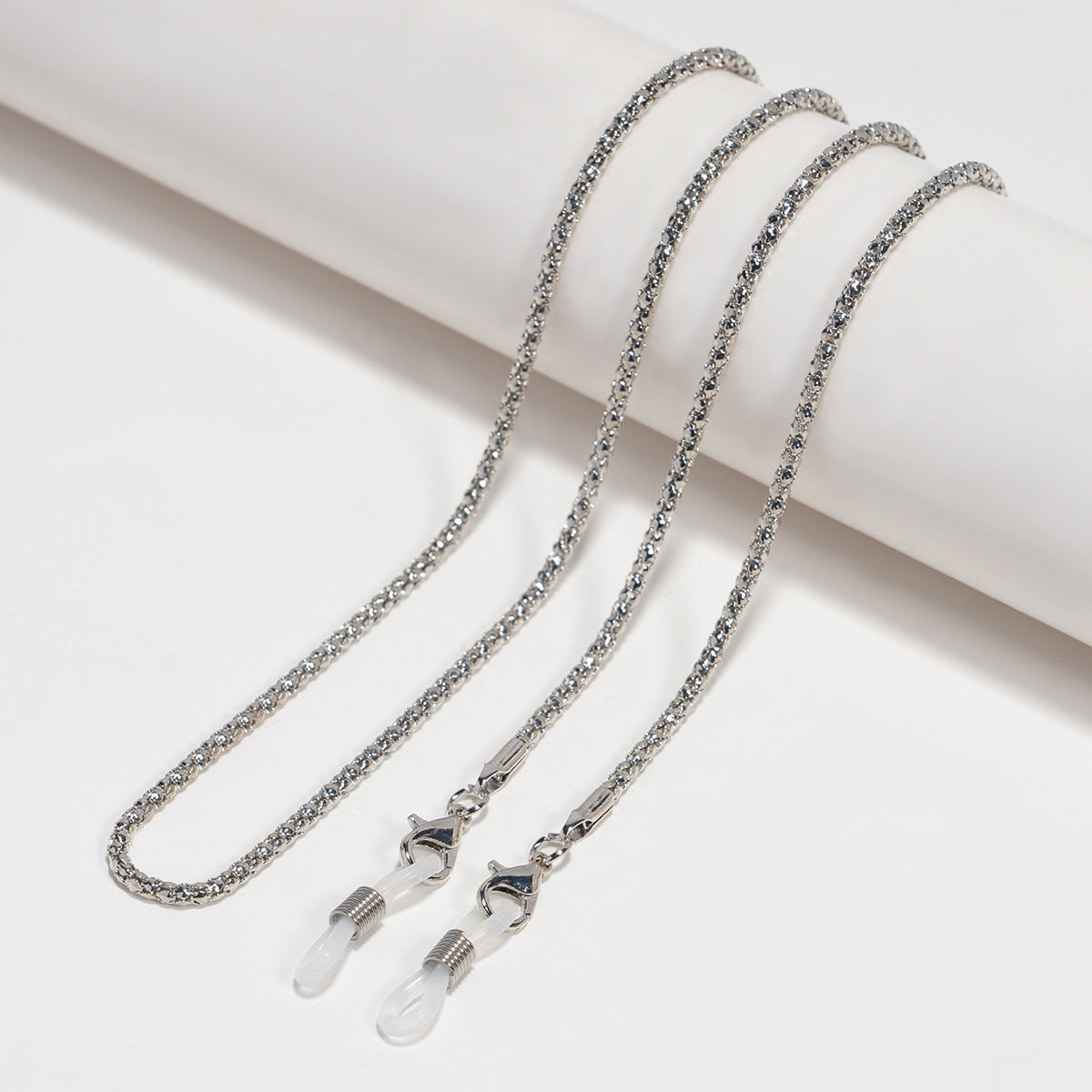 Elegante versilberte Brillen Kette Brehn