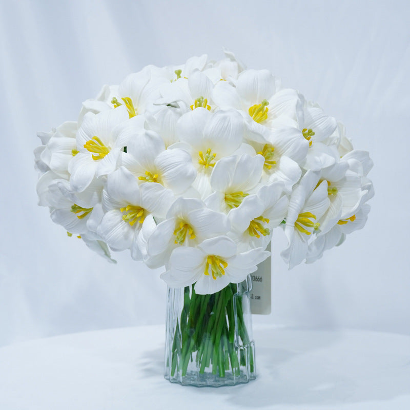 Lebensechter Gelber Blumenstrauß