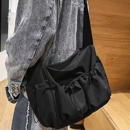Lässige Sling-Tasche Brehn