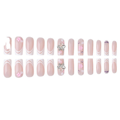 Dekorative Floral Nagelverlängerungen Brehn