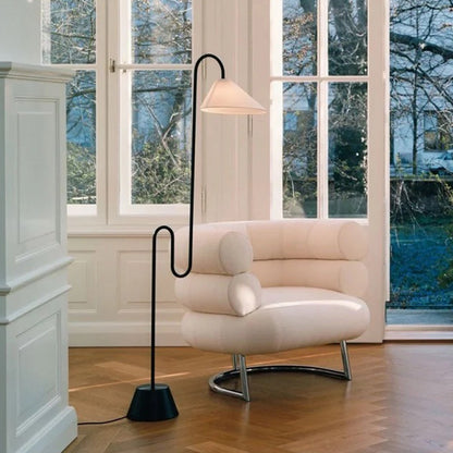 Moderne Curve Stehlampe