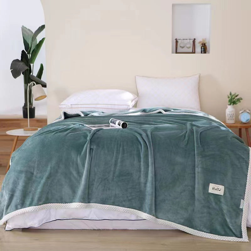 Unisex Kuscheldecke mit verspieltem Wolken-Design Brehn
