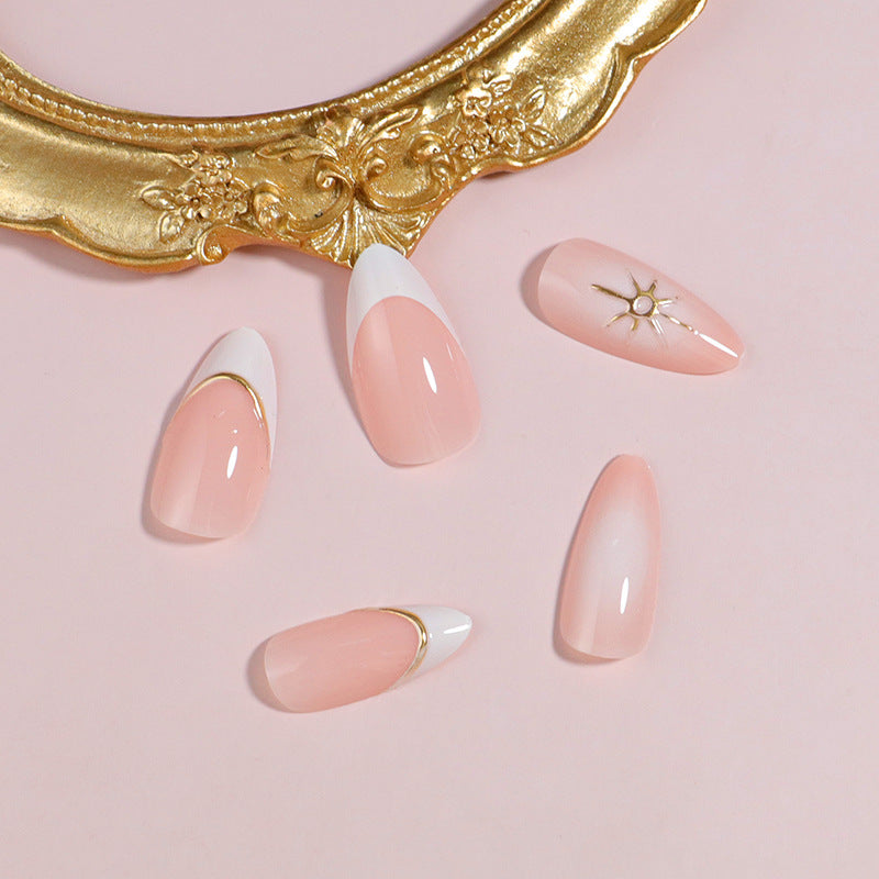 Premium Press-On Nail Set mit dekorativen Akzenten Brehn