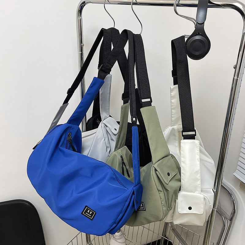 Sportliche Schultertasche Mit Verstellbarem Tragegurt Brehn