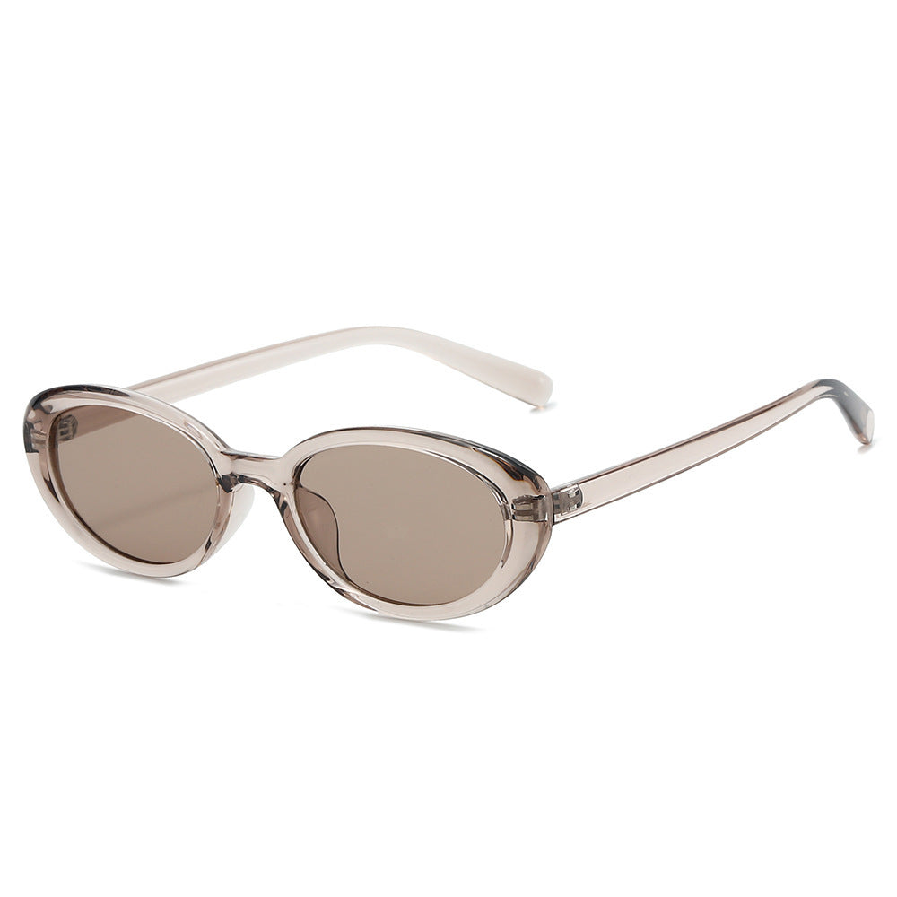 Retro-inspirierte Cat-Eye-Sonnenbrille mit transparenten Fassungen Brehn