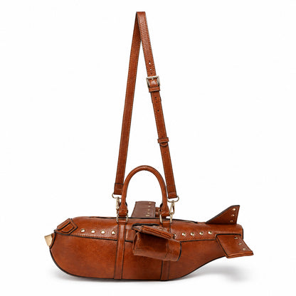 Flugzeug-inspirierte Handtasche