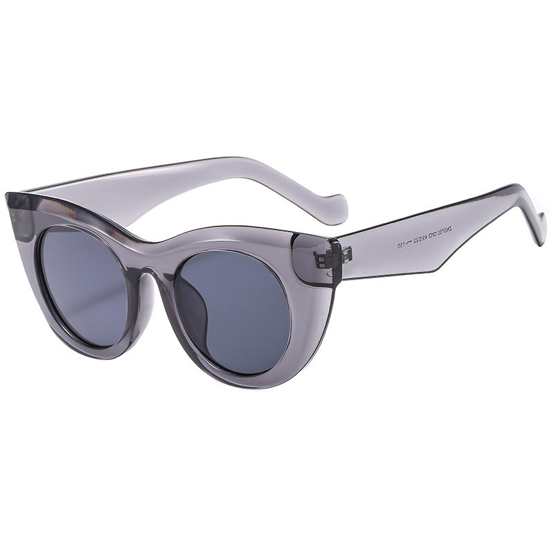 Damen Cat-Eye Sonnenbrille mit transparentem Rahmen und polarisierten Gläsern Brehn