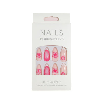 Premium Press-On Nail Set mit dekorativen Akzenten Brehn